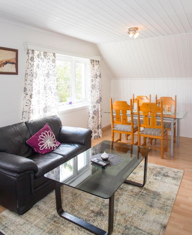 Mandal Apartment Mit Moeglichkeit Ein Boot Zu Benutzen Und Angeln Exterior photo